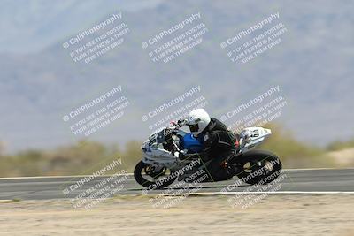 media/Apr-20-2025-CVMA (Sun) [[39090e8767]]/Race 9-Formula LW Twins Shootout/